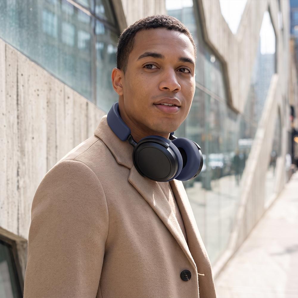 Beschermende siliconen hoesset - Sennheiser Headphone Momentum 4 recensie en prijs